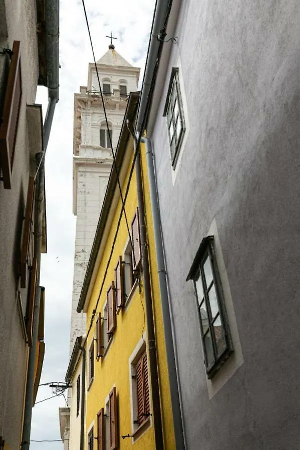 Old Beauty Apartment Novi Vinodolski Croatia